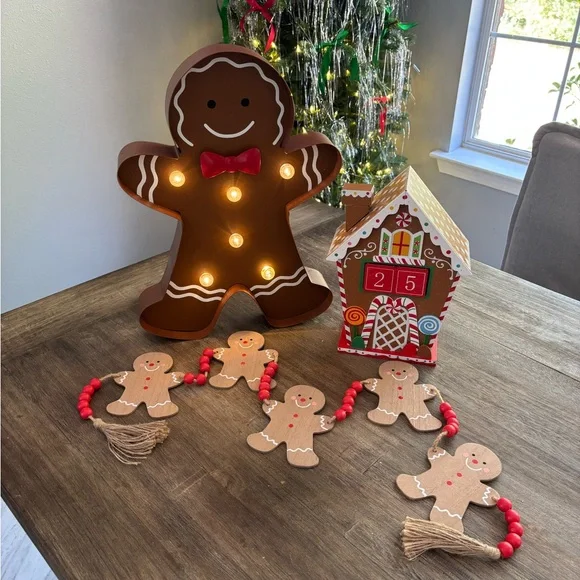 Gingerbread Decor - Picture 1 of 1